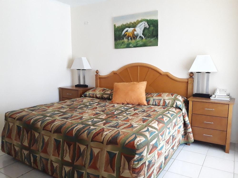 Sasaki Apartments Palm Beach Zewnętrze zdjęcie