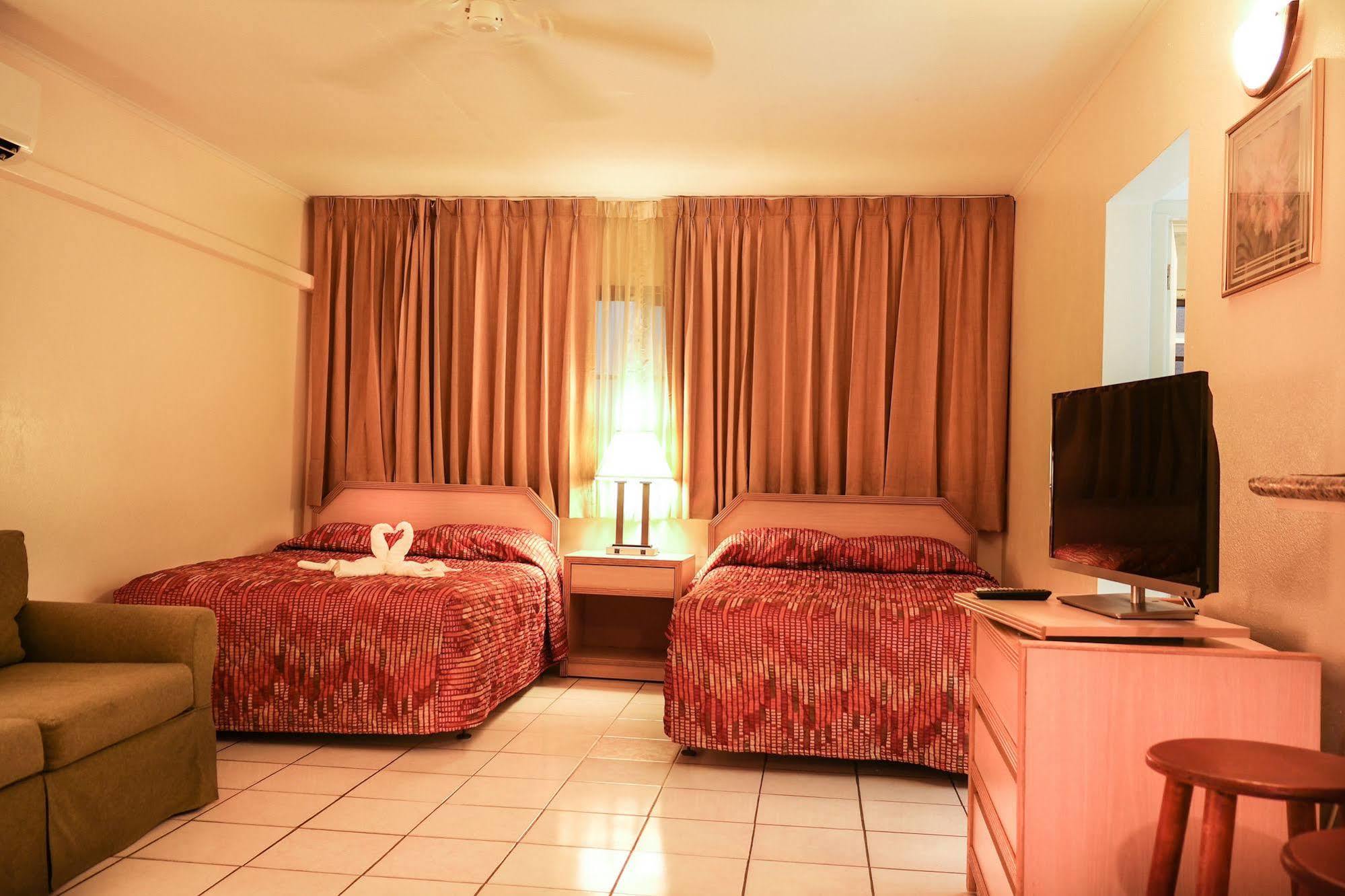 Sasaki Apartments Palm Beach Zewnętrze zdjęcie