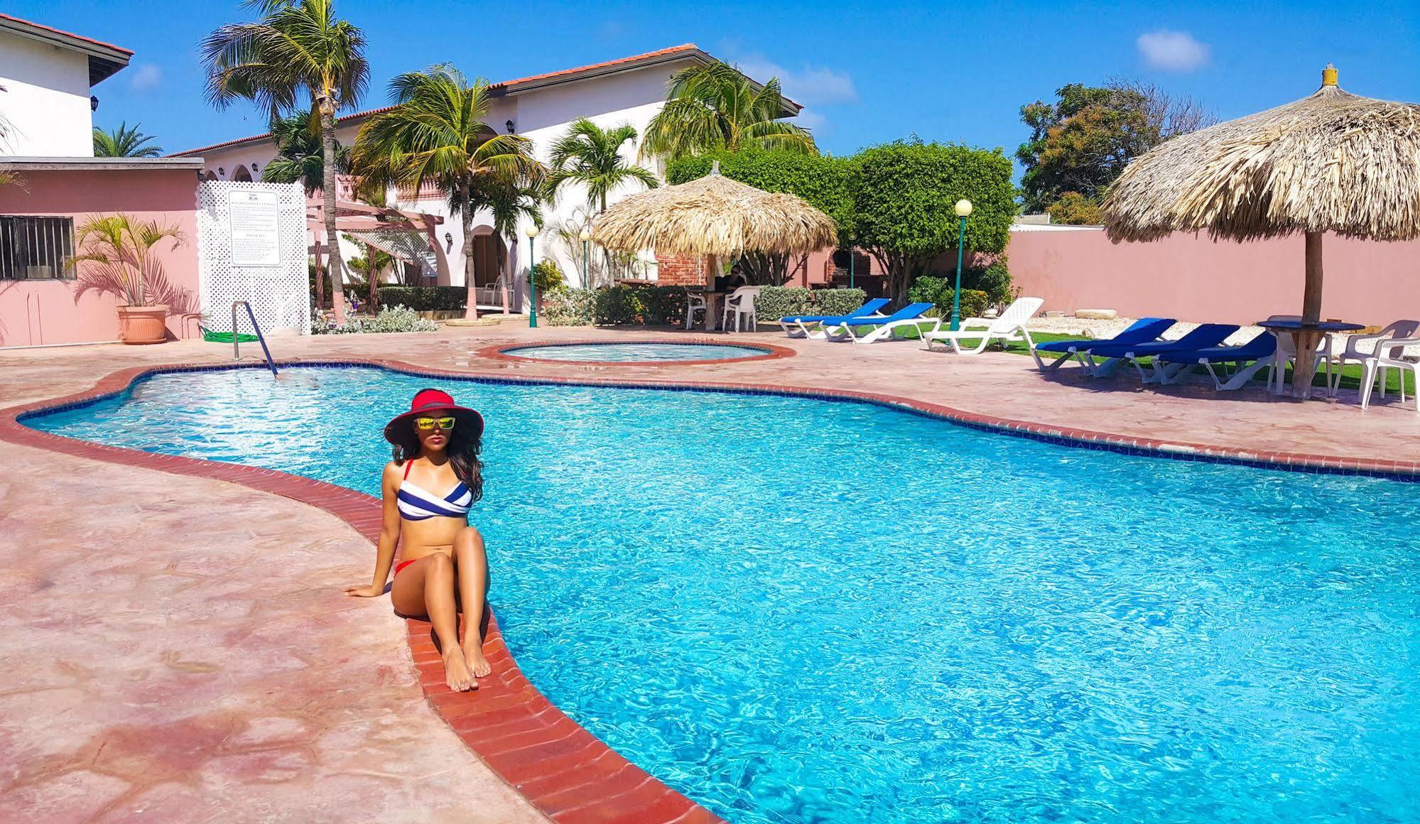 Sasaki Apartments Palm Beach Zewnętrze zdjęcie