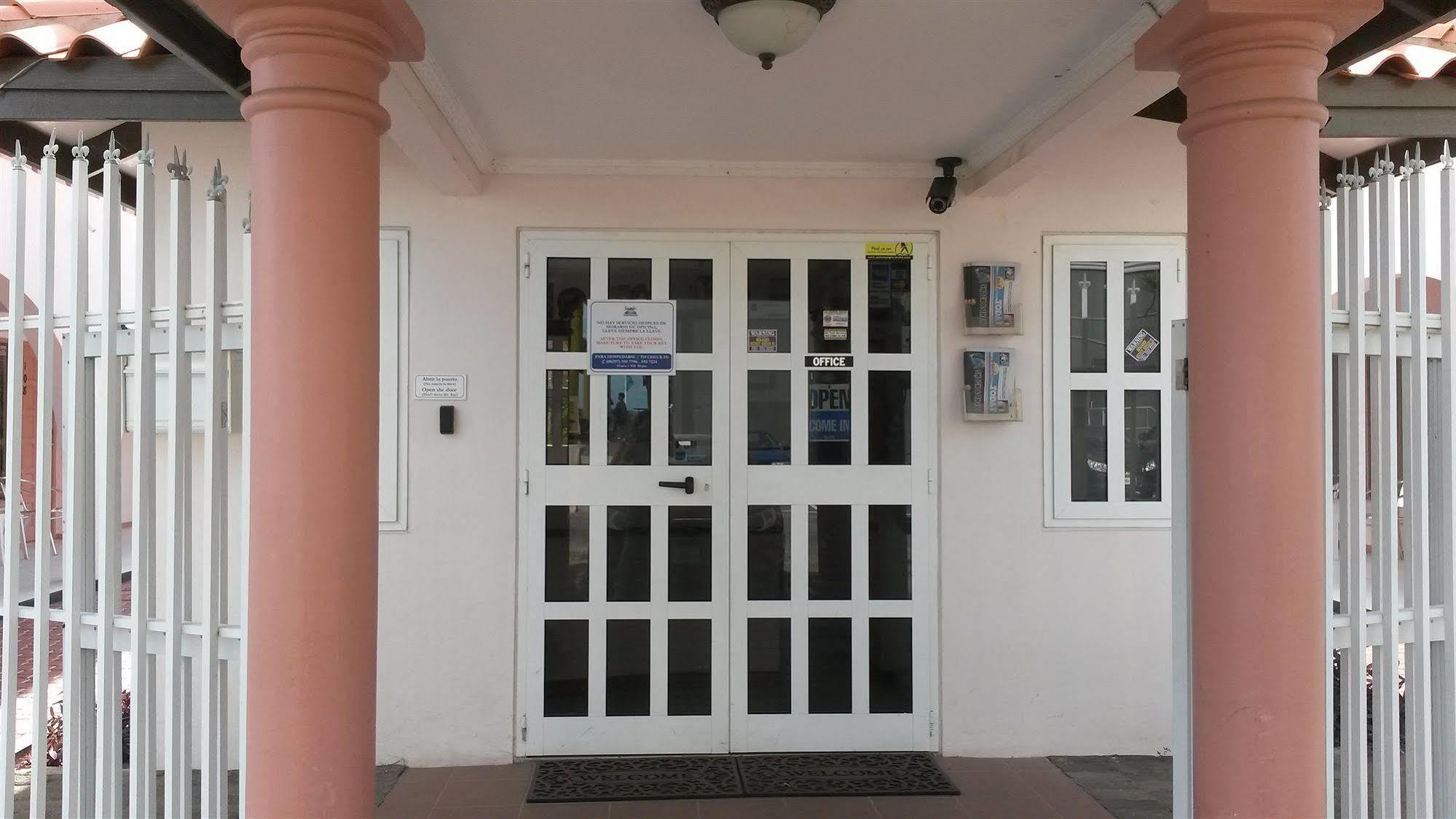 Sasaki Apartments Palm Beach Zewnętrze zdjęcie